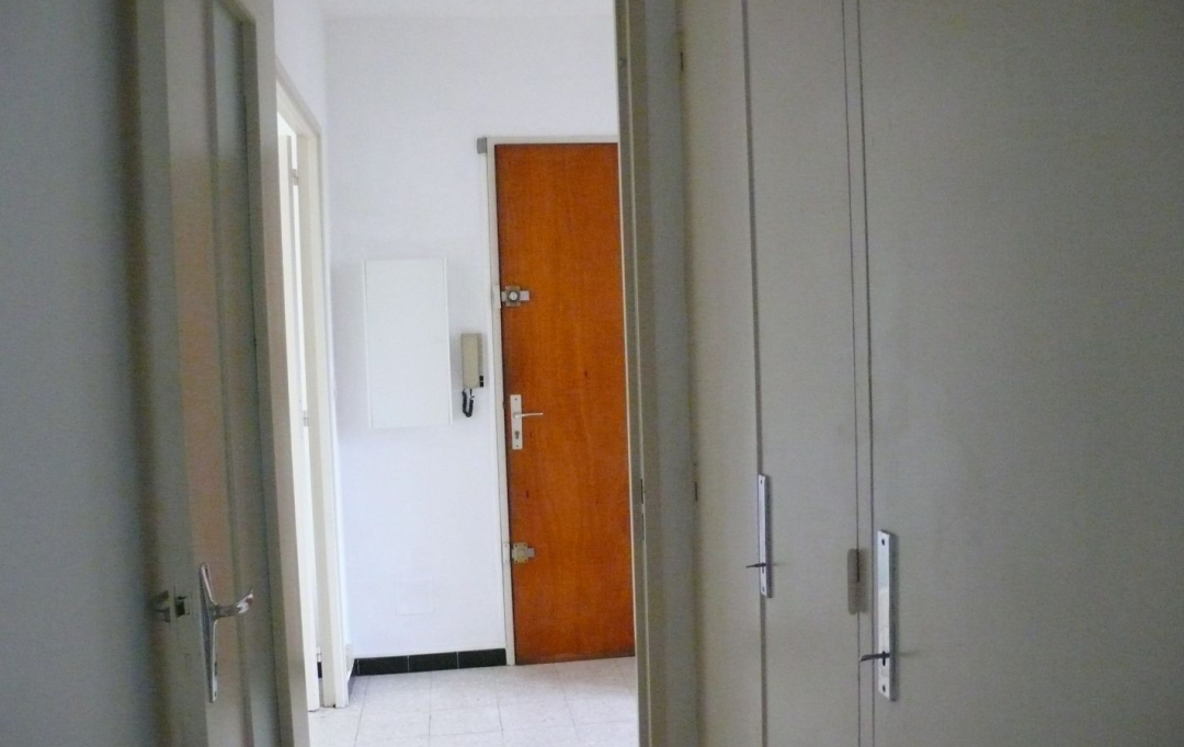 CABINET L'ANTENNE : Appartement | NIMES (30900) | 67 m2 | 741 &euro; 