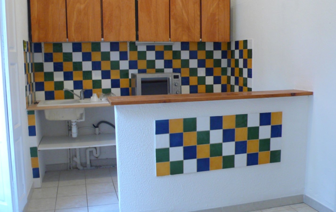 CABINET L'ANTENNE : Appartement | NIMES (30900) | 50 m2 | 690 &euro; 