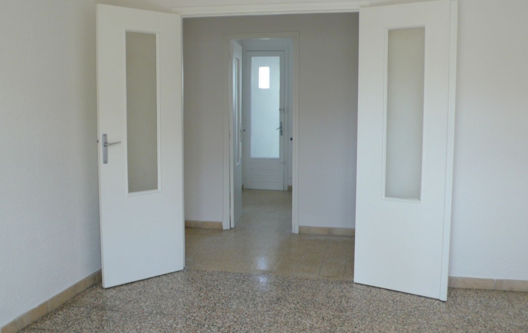 CABINET L'ANTENNE : Appartement | NIMES (30900) | 60 m2 | 703 &euro; 