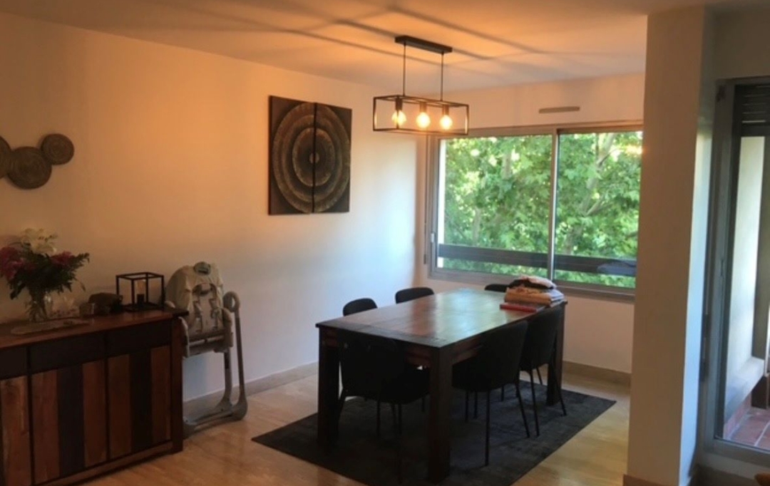 CABINET L'ANTENNE : Appartement | NIMES (30900) | 96 m2 | 1 180 &euro; 