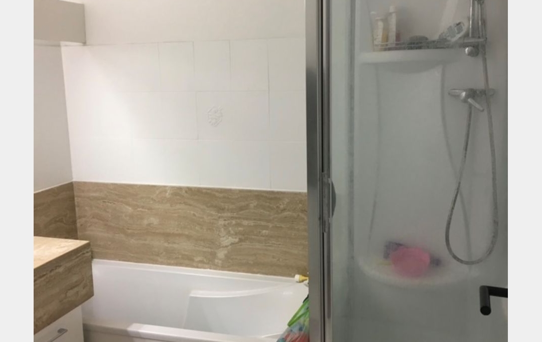 CABINET L'ANTENNE : Appartement | NIMES (30900) | 96 m2 | 1 180 &euro; 