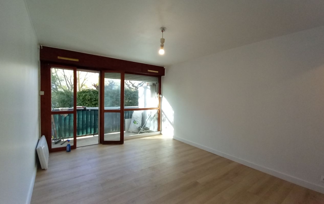 CABINET L'ANTENNE : Appartement | NIMES (30000) | 32 m2 | 540 &euro; 