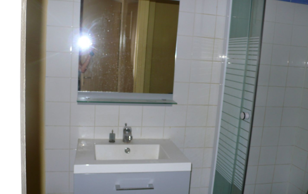 CABINET L'ANTENNE : Appartement | NIMES (30900) | 41 m2 | 407 &euro; 