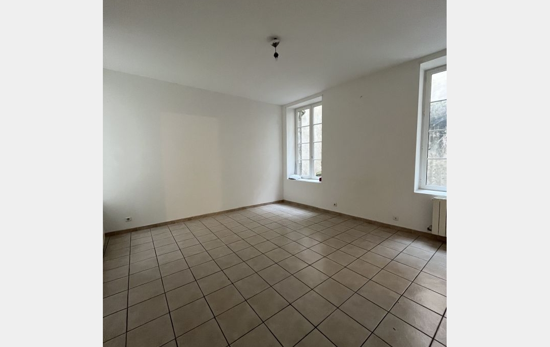 CABINET L'ANTENNE : Appartement | NIMES (30900) | 41 m2 | 407 &euro; 