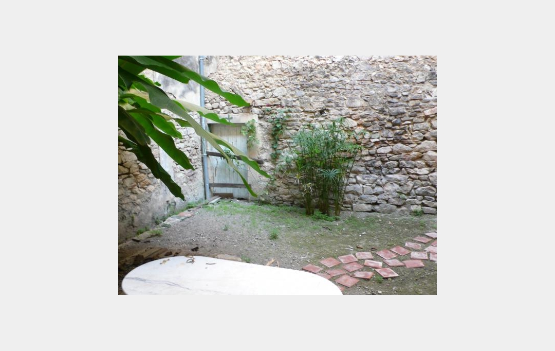 CABINET L'ANTENNE : Appartement | NIMES (30000) | 58 m2 | 678 € 