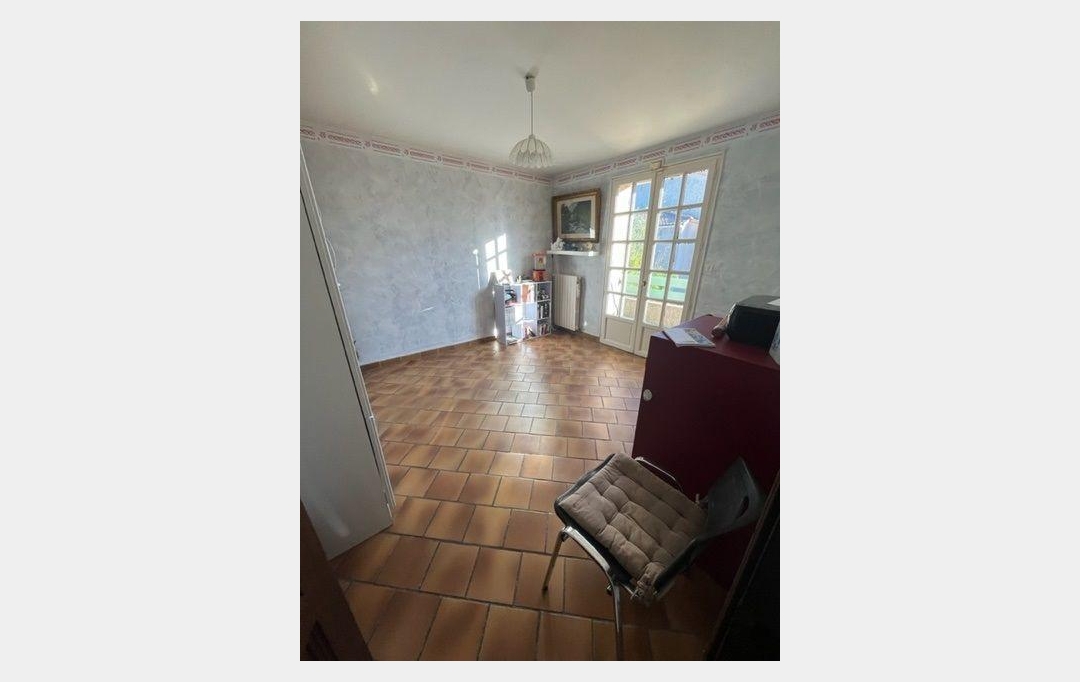 CABINET L'ANTENNE : House | NIMES (30000) | 130 m2 | 345 000 € 