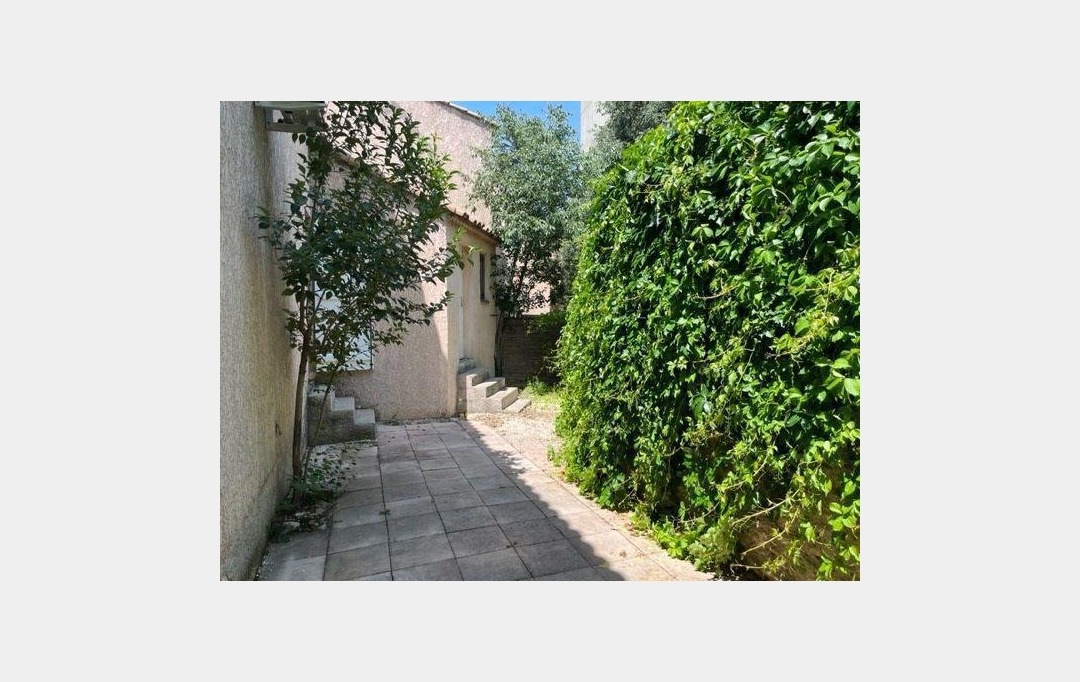 CABINET L'ANTENNE : House | NIMES (30900) | 80 m2 | 205 000 € 