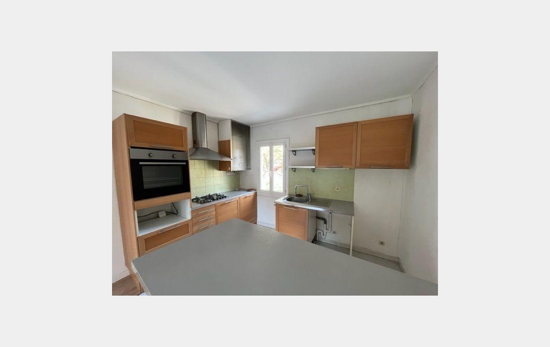 CABINET L'ANTENNE : Appartement | NIMES (30000) | 100 m2 | 250 000 € 