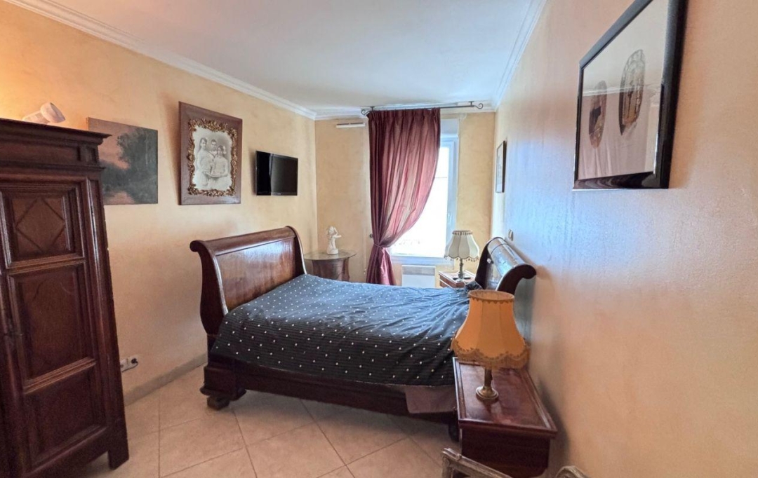 CABINET L'ANTENNE : Apartment | NIMES (30000) | 170 m2 | 650 000 € 