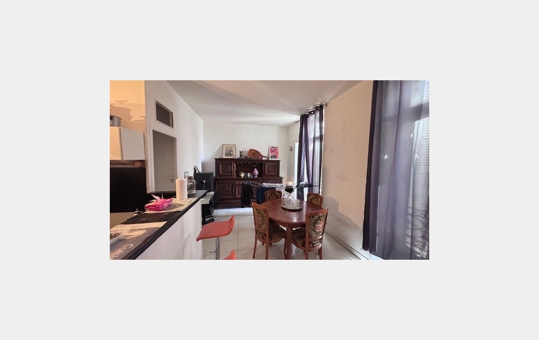 CABINET L'ANTENNE : Immeuble | NIMES (30000) | 210 m2 | 518 000 € 