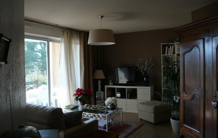 CABINET L'ANTENNE : Appartement | NIMES (30900) | 51 m2 | 595 € 