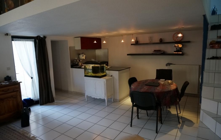 CABINET L'ANTENNE : Apartment | NIMES (30900) | 62 m2 | 575 € 