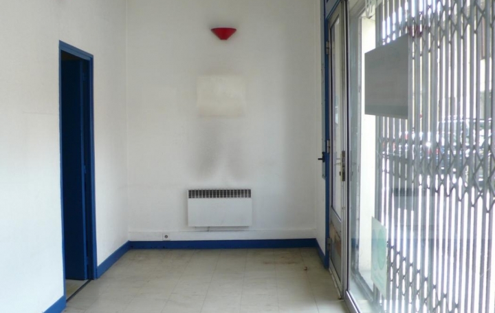 CABINET L'ANTENNE : Office | NIMES (30900) | 49 m2 | 590 € 