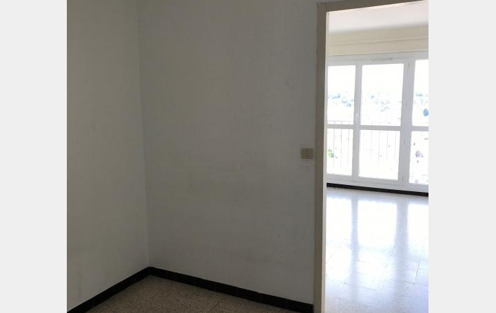 CABINET L'ANTENNE : Appartement | NIMES (30900) | 34 m2 | 446 € 