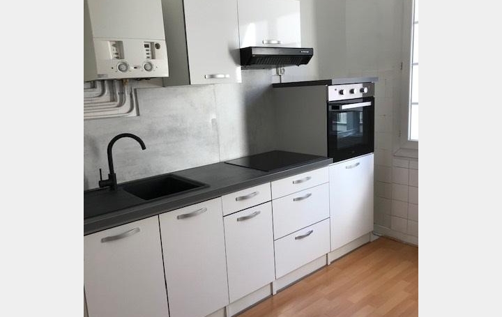 CABINET L'ANTENNE : Appartement | NIMES (30900) | 57 m2 | 566 € 