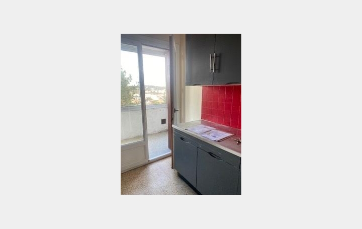 CABINET L'ANTENNE : Appartement | NIMES (30000) | 56 m2 | 600 € 