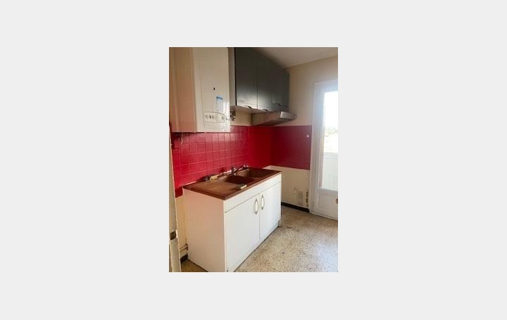 CABINET L'ANTENNE : Appartement | NIMES (30000) | 56 m2 | 600 € 
