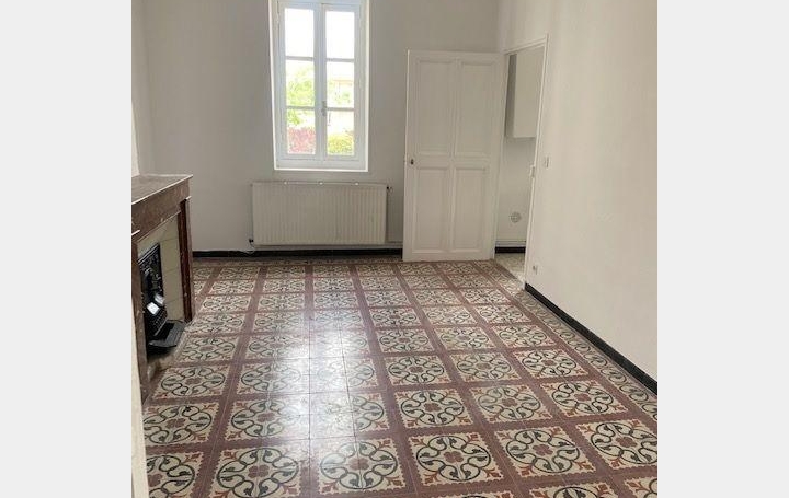 CABINET L'ANTENNE : Appartement | NIMES (30000) | 55 m2 | 570 € 