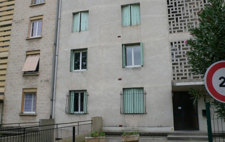CABINET L'ANTENNE : Apartment | NIMES (30900) | 60 m2 | 700 € 