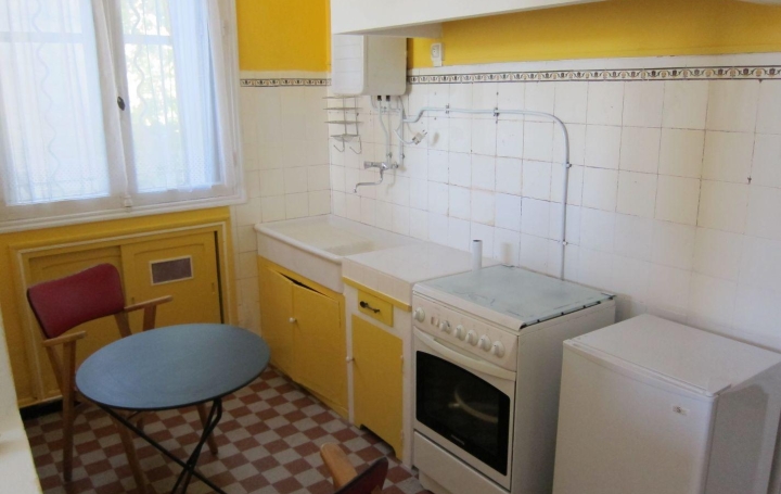 CABINET L'ANTENNE : Appartement | NIMES (30900) | 72 m2 | 640 € 