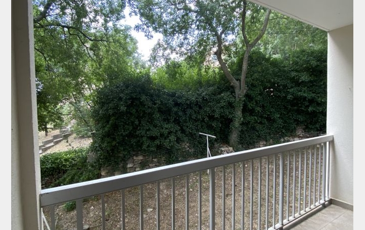 Appartement P2 NIMES 32 m2 485 € Appartement P2 NIMES 32 m2 485 €