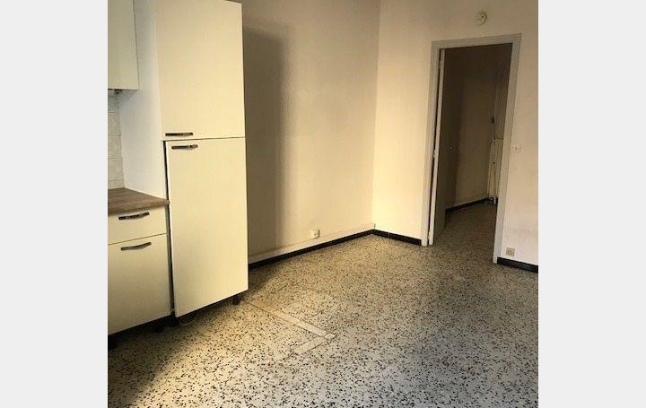 CABINET L'ANTENNE : Appartement | NIMES (30900) | 30 m2 | 415 € 