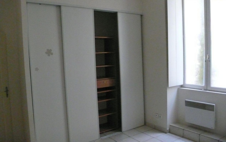 CABINET L'ANTENNE : Appartement | NIMES (30900) | 40 m2 | 465 € 