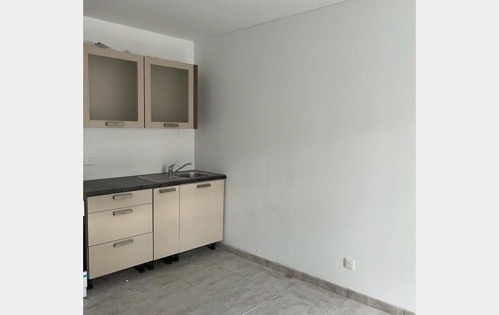 CABINET L'ANTENNE : Appartement | NIMES (30900) | 61 m2 | 595 € 