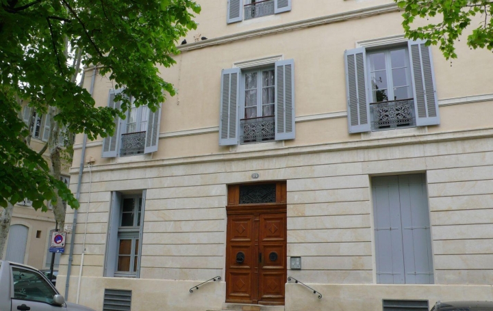 CABINET L'ANTENNE : Apartment | NIMES (30900) | 35 m2 | 475 € 