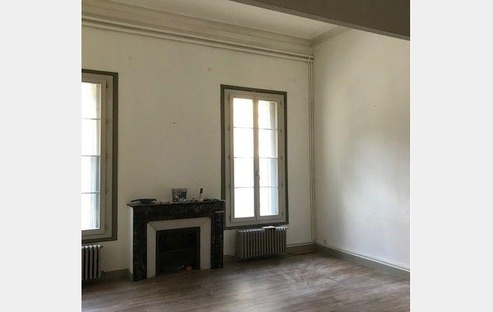 CABINET L'ANTENNE Appartement | NIMES (30900) | 120 m2 | 942 € 