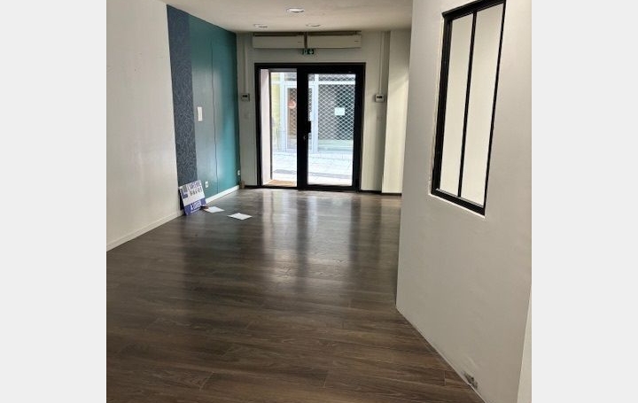  CABINET L'ANTENNE Office | BAGNOLS-SUR-CEZE (30200) | 65 m2 | 550 € 