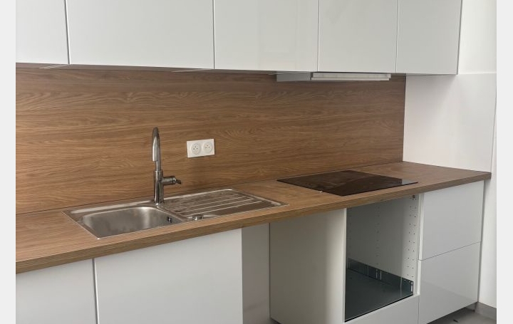  CABINET L'ANTENNE Apartment | NIMES (30000) | 73 m2 | 790 € 