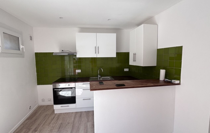  CABINET L'ANTENNE Apartment | NIMES (30900) | 0 m2 | 570 € 