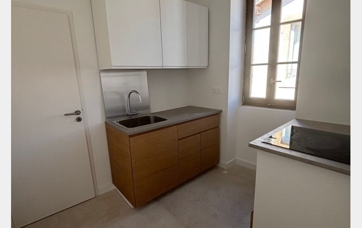  CABINET L'ANTENNE Apartment | NIMES (30900) | 38 m2 | 620 € 