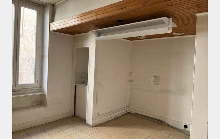 Appartement P2 NIMES 48 m2 85 000 € Appartement P2 NIMES 48 m2 85 000 €
