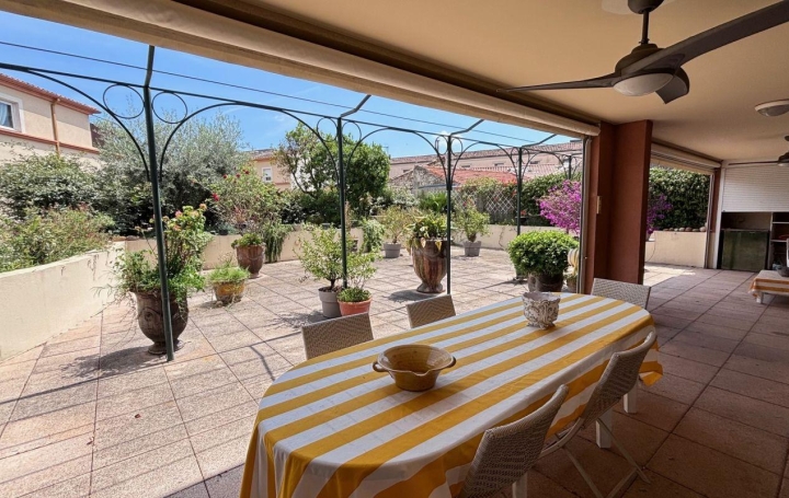  CABINET L'ANTENNE Apartment | NIMES (30000) | 170 m2 | 650 000 € 