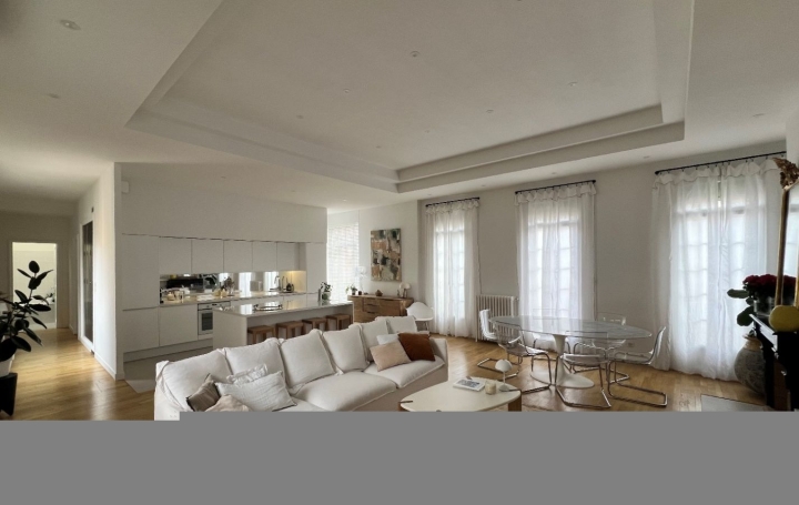 Appartement P3 NIMES 115 m2 385 000 € Appartement P3 NIMES 115 m2 385 000 €